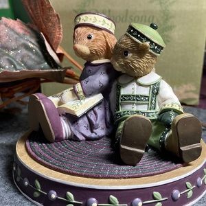 🐰EASTER VINTAGE “WOODSONG TOGETHER” 2002. BUNNY AND SQUIRREL SHARING A BOOK🐰